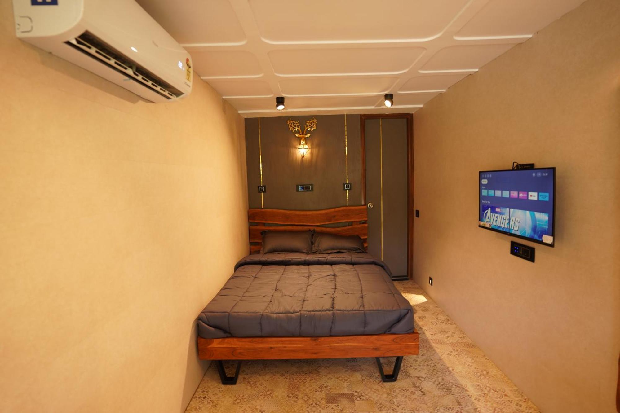 Hotel The Boat Club,Karjat Exterior foto