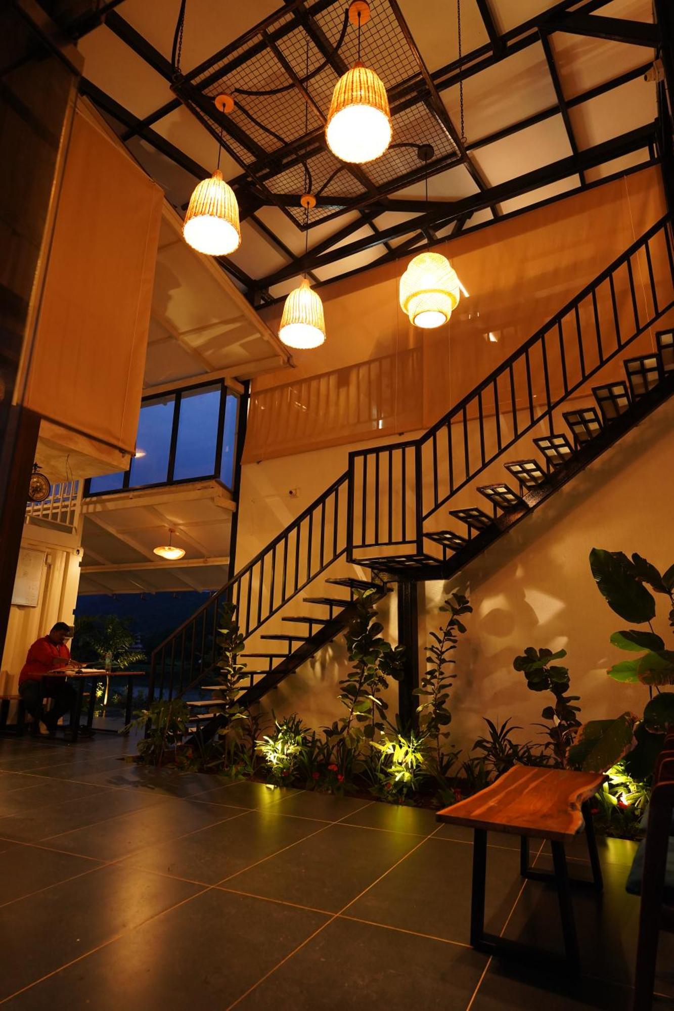 Hotel The Boat Club,Karjat Exterior foto